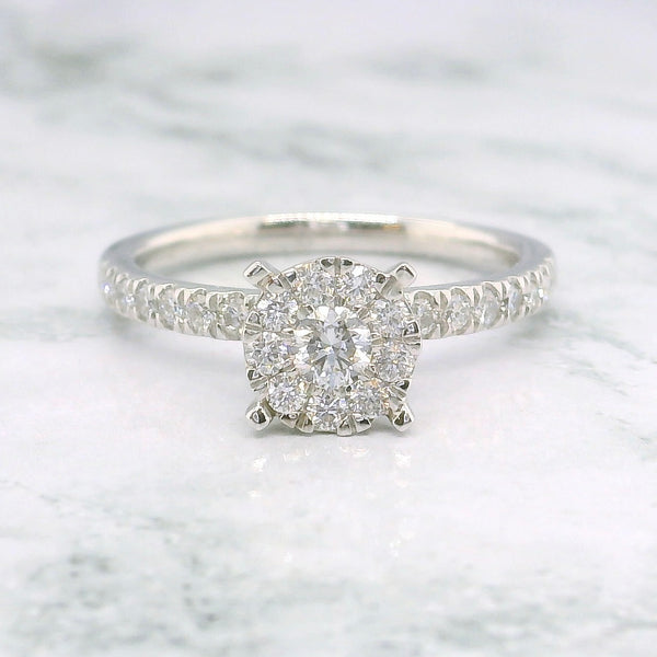 Round Shape Natural Diamond Ring