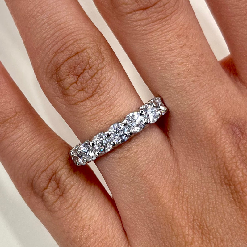 Round Diamond Wedding Band