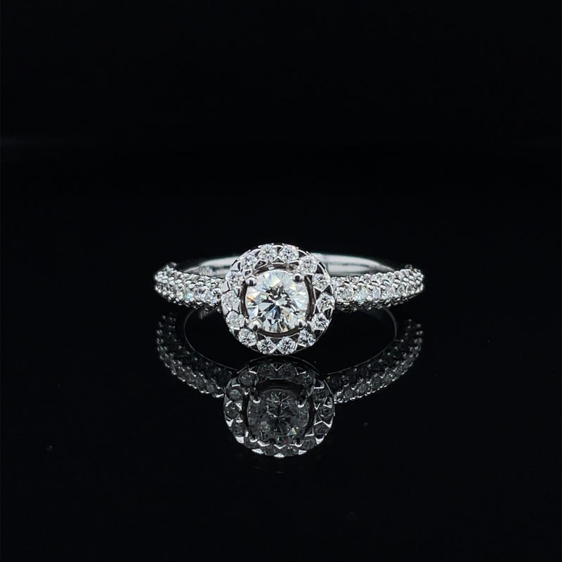 Round Shape Single Halo Diamond Ring