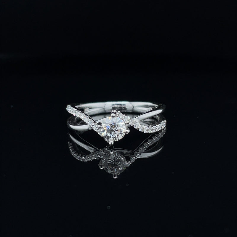 Round Natural Diamond Ring