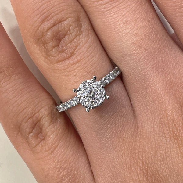 Round Shape Natural Diamond Ring