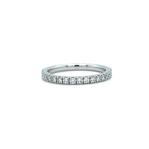 Wedding Band set in Round Brilliant Lab Diamonds