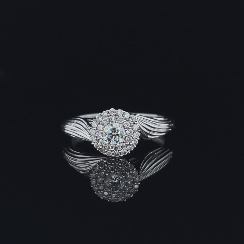 Round Shape Swirled Diamond Ring