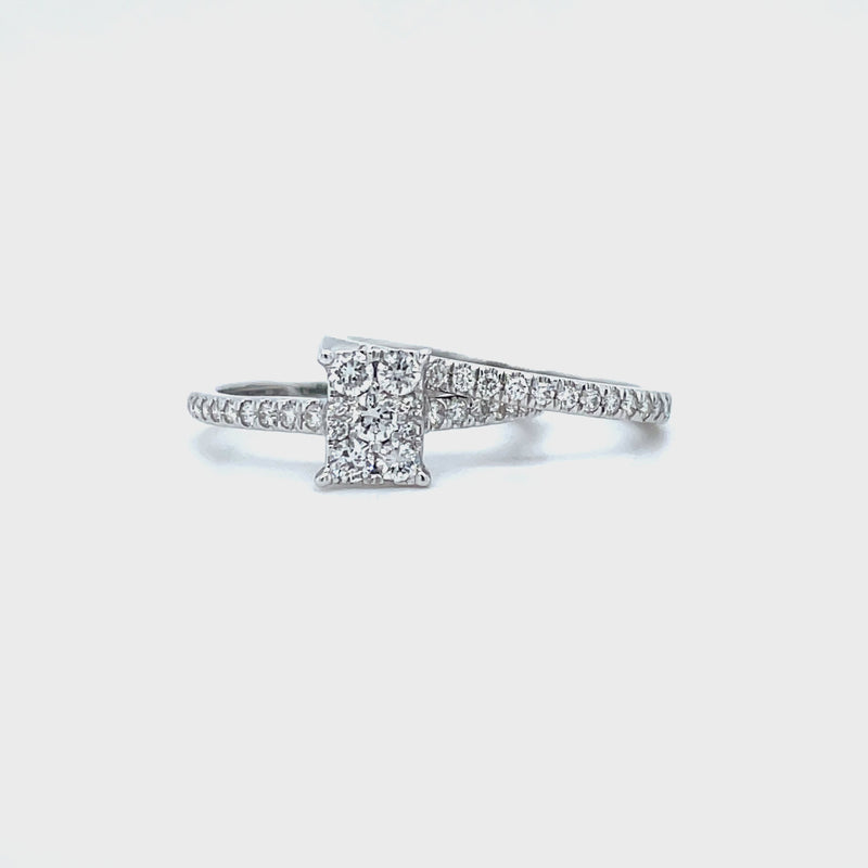 Radiant Shape Diamond Ring & Matching Band