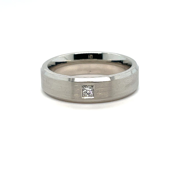 Platinum Bevelled Princess Cut Diamond Band