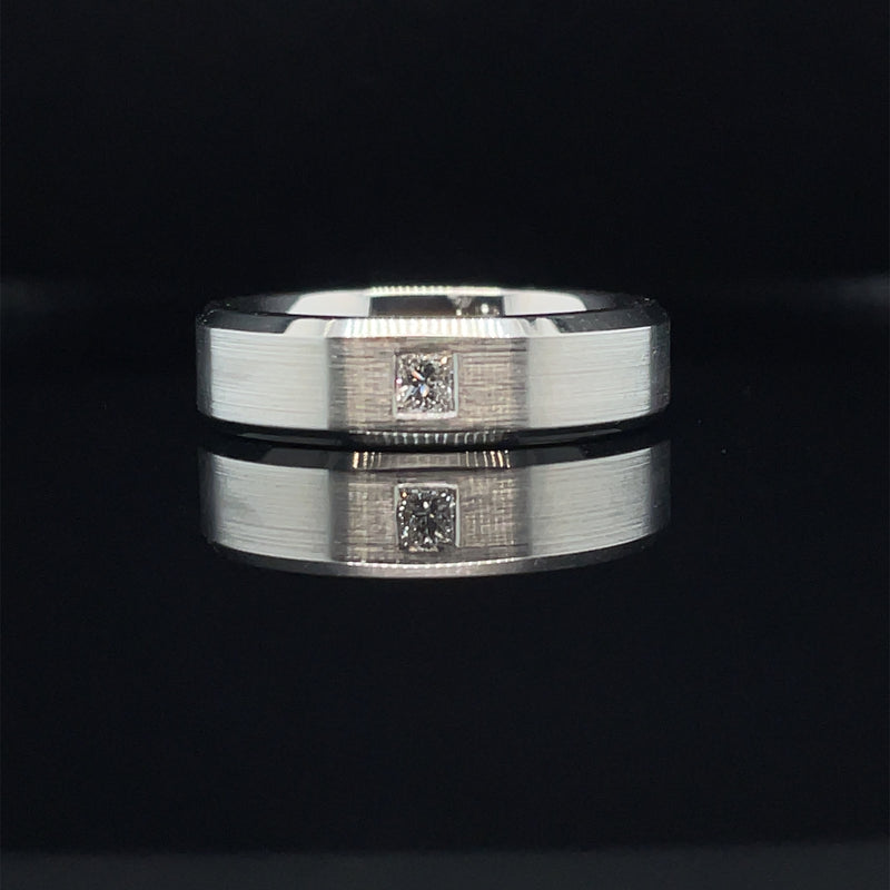 Platinum Bevelled Princess Cut Diamond Band