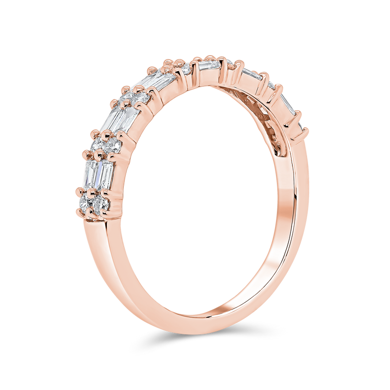 Wedding Band set in Round Brilliant and Baguette Diamonds