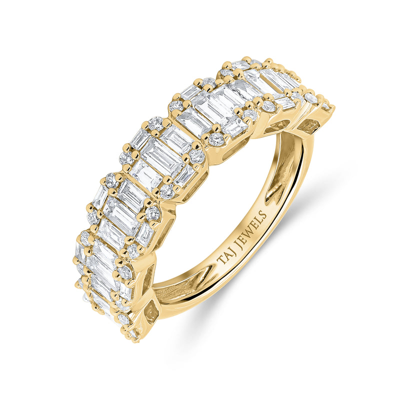 Wedding Band set in Round Brilliant and Baguette Diamonds
