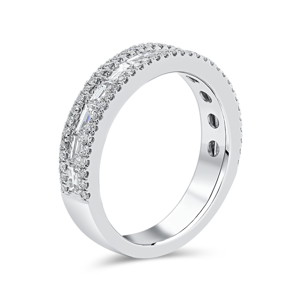 Wedding Band set in Round Brilliant and Baguette Diamonds