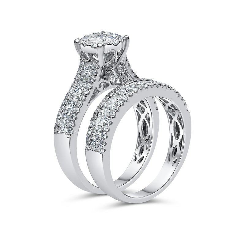 Round Shape Cluster Diamond Ring with Matching Band