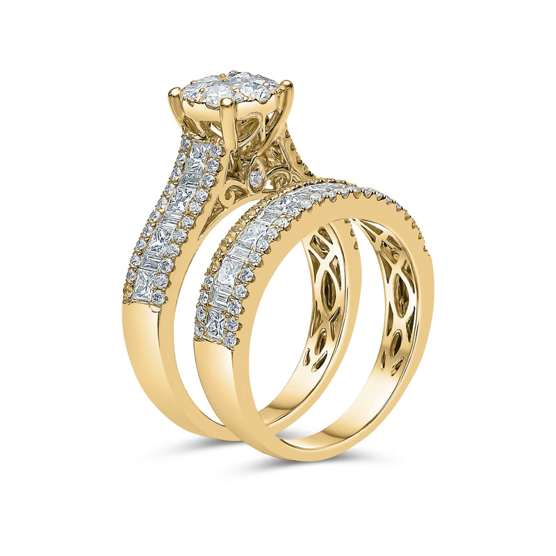 Round Shape Cluster Diamond Ring with Matching Band