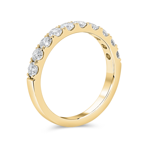 Wedding Band set in Round Diamonds