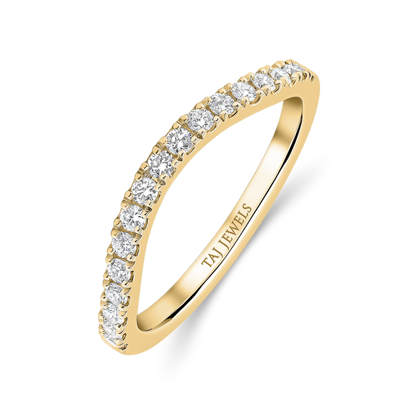 Wedding Band Curve set in Round Brilliant Diamond
