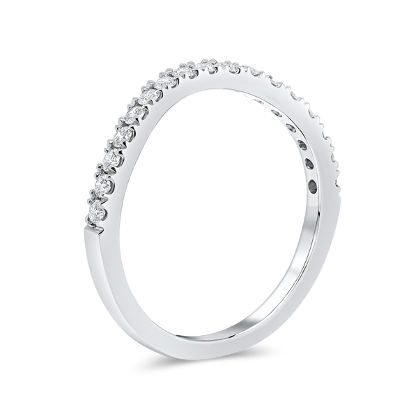Wedding Band Curve set in Round Brilliant Diamond