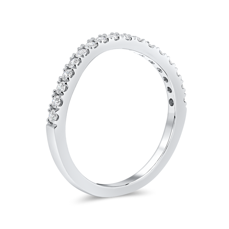 Wedding Band Curve set in Round Brilliant Diamond