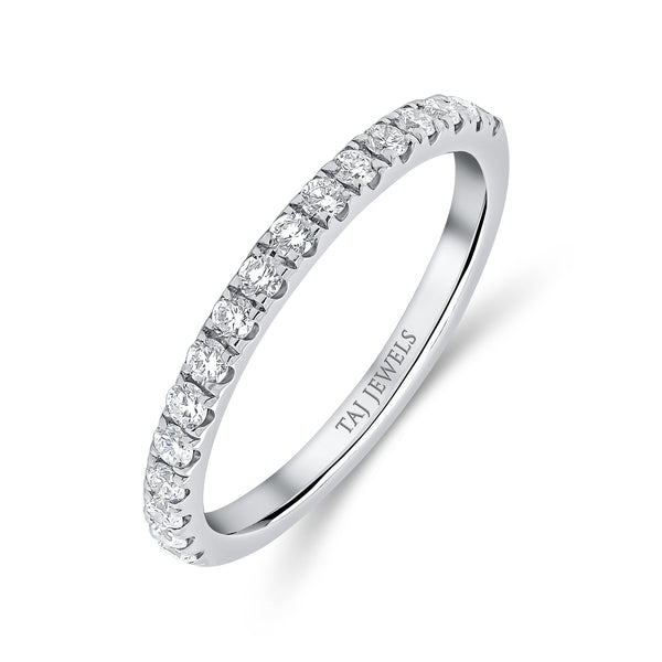 Wedding Band set in Round Brilliant Natural Diamond