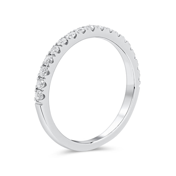 Wedding Band set in Round Brilliant Natural Diamond