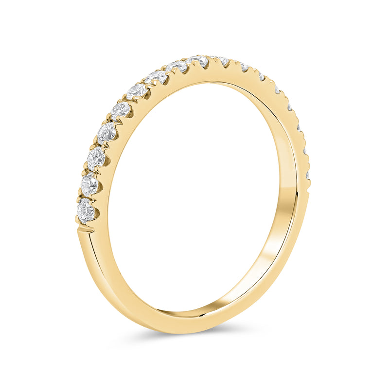 Wedding Band set in Round Brilliant Natural Diamond