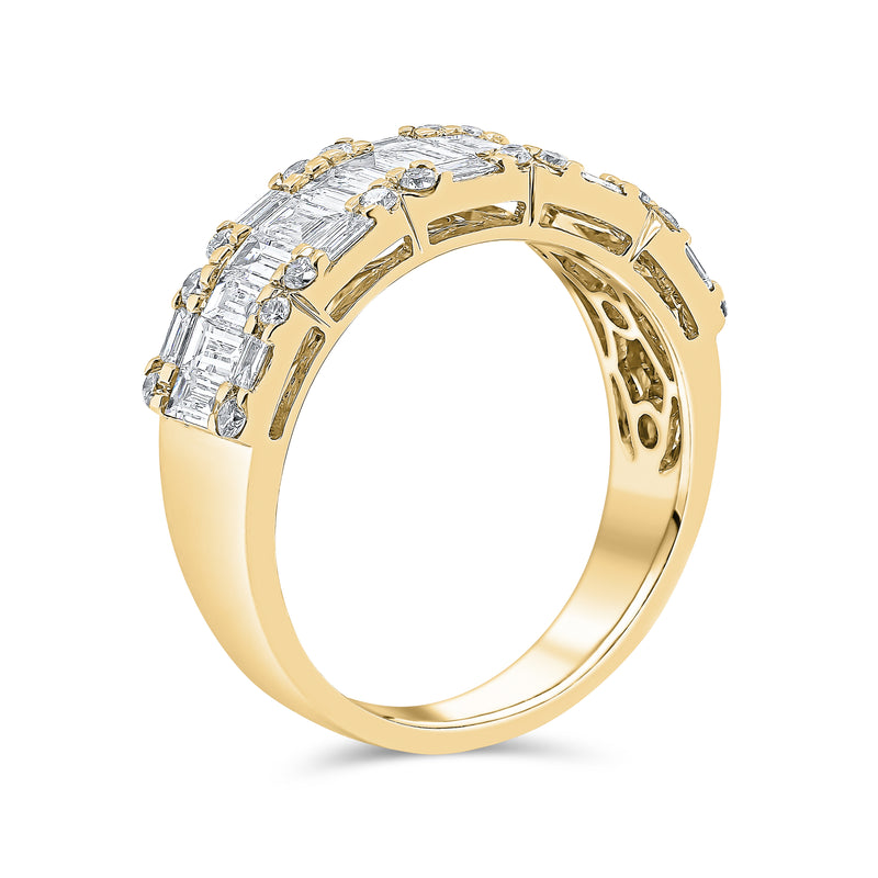 Wedding Band in Baguette and Round Diamonds