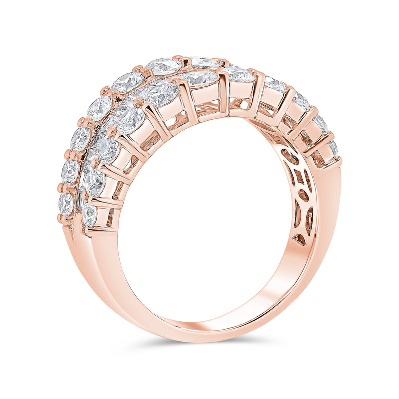 Wedding Band in Round and Baguette Diamonds