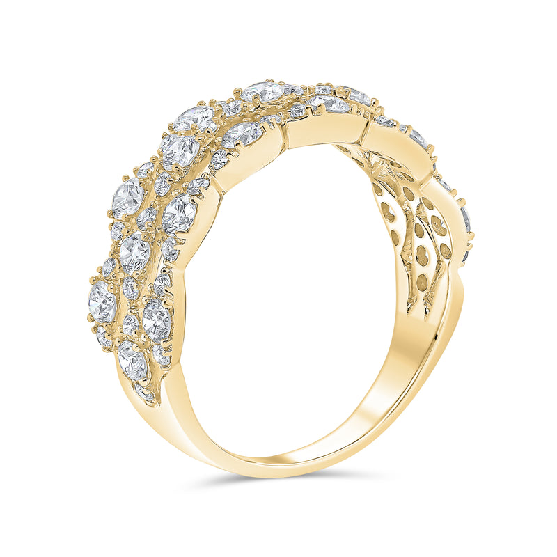 Wedding Band in Round Diamonds