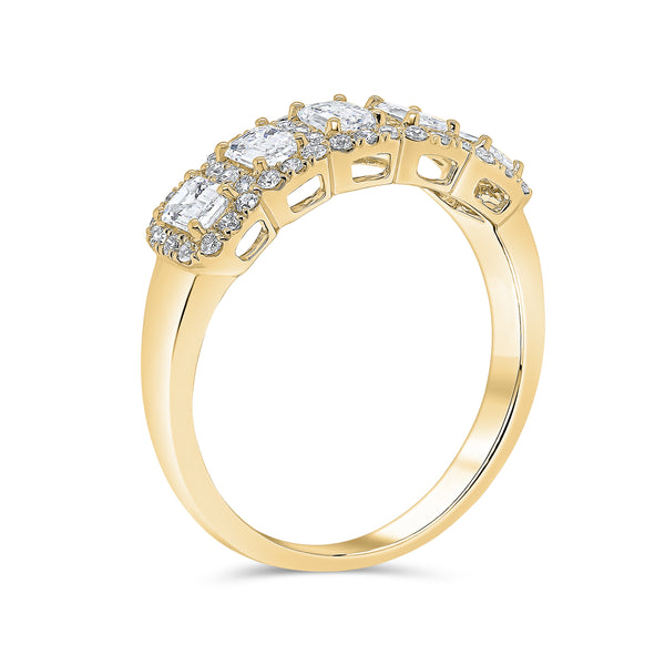 Wedding Band in Round and Baguette Diamonds