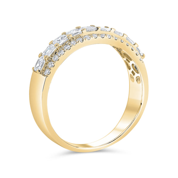 Wedding Band in Round and Baguette Diamonds