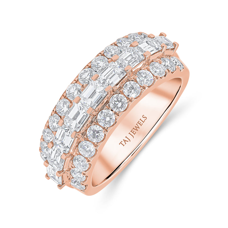 Wedding Band set in Round Brilliant and Baguette Diamonds