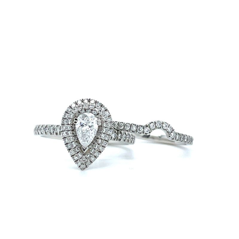 Pear Shape Single Halo Diamond Ring & Matching Band