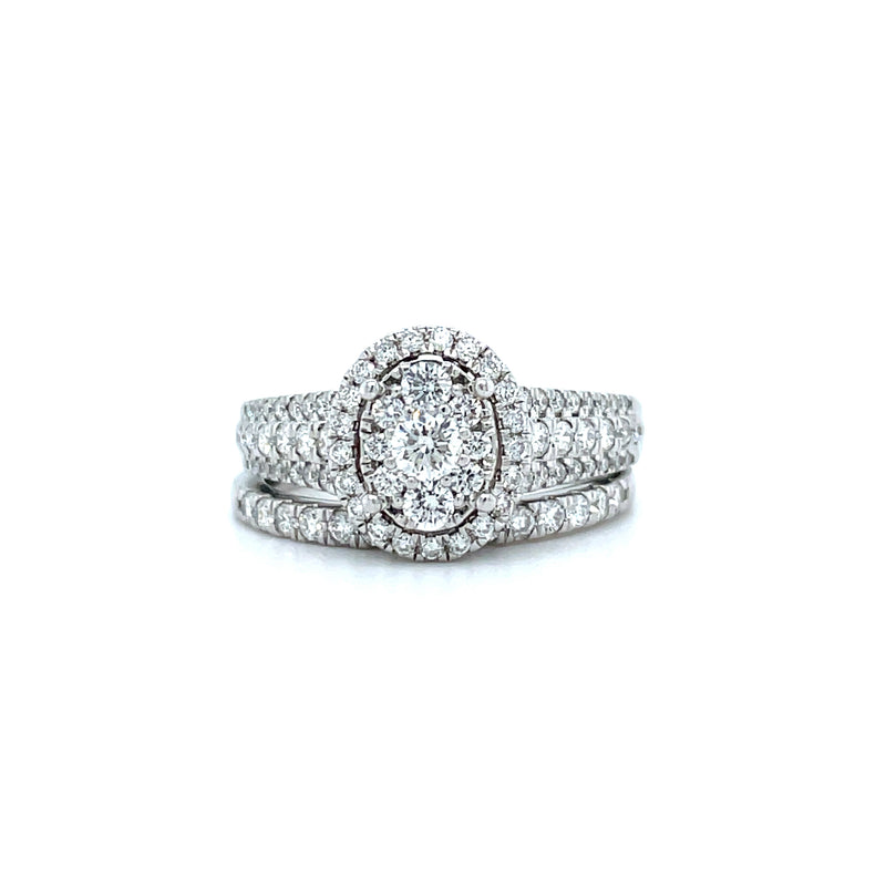 Oval Shape Single Halo Diamond Ring & Matching Band