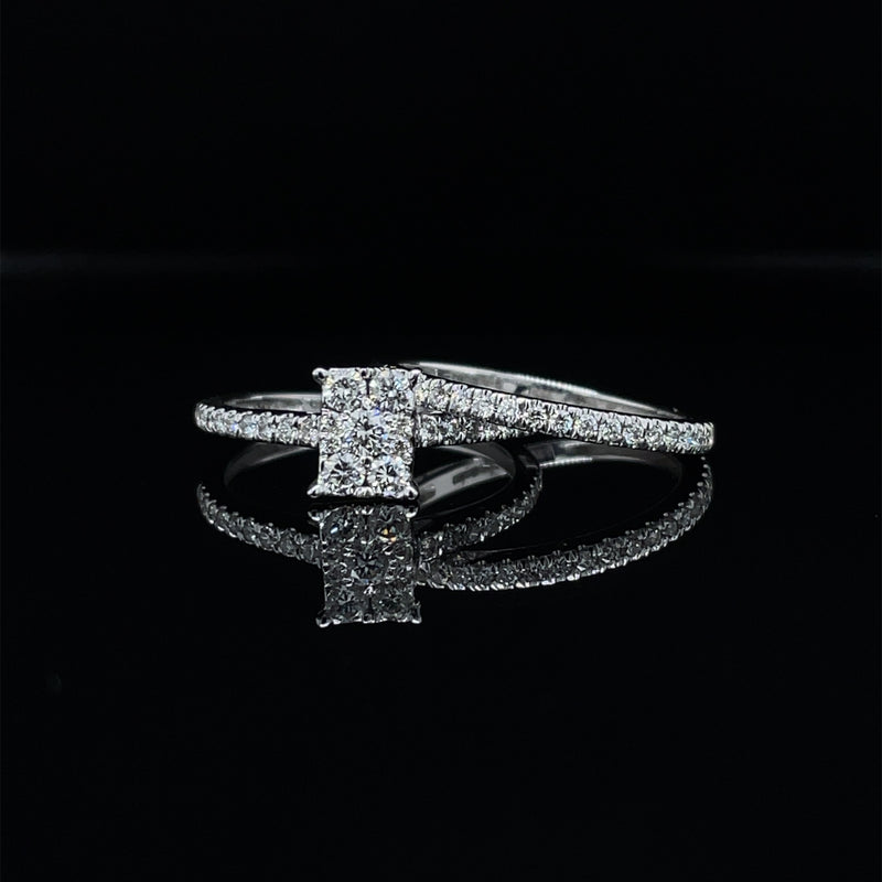Radiant Shape Diamond Ring & Matching Band